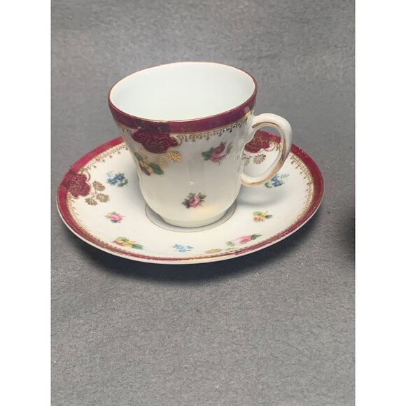 Victoria Austria Vintage Porcelain 3 Tea Cup & 2 Saucer Set - Picture 3 of 16